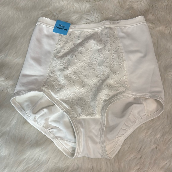Flexees Firm Control Granny White Lace High Rise Panties Size XL New - Picture 1 of 6